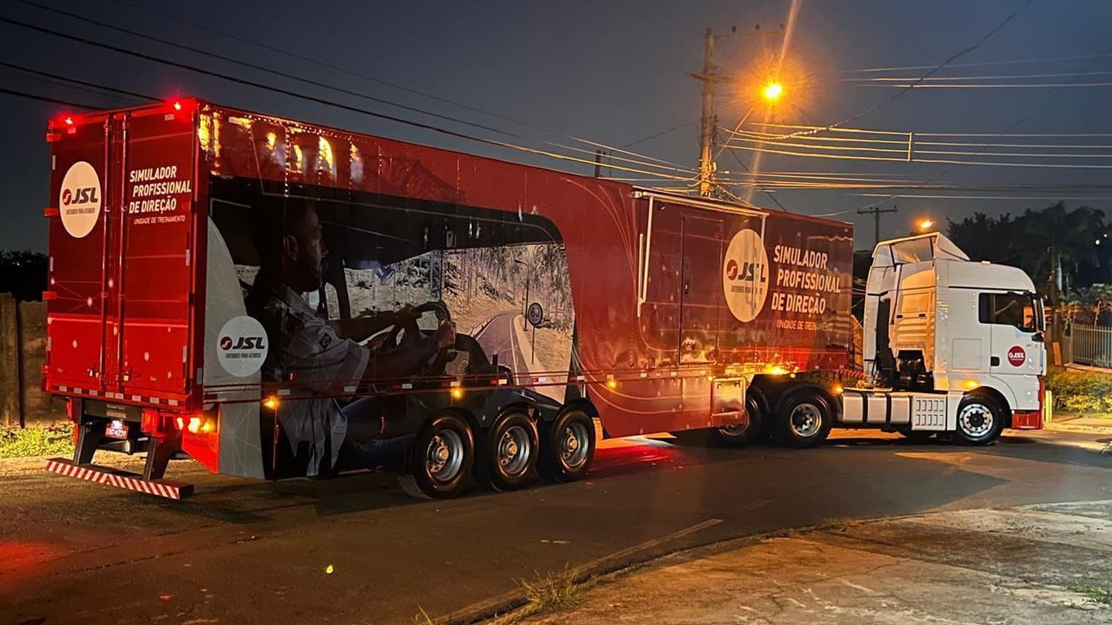 Carreta simulador JSL