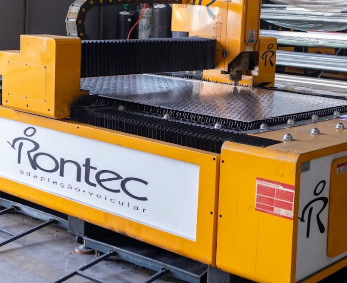 Corte CNC próprio